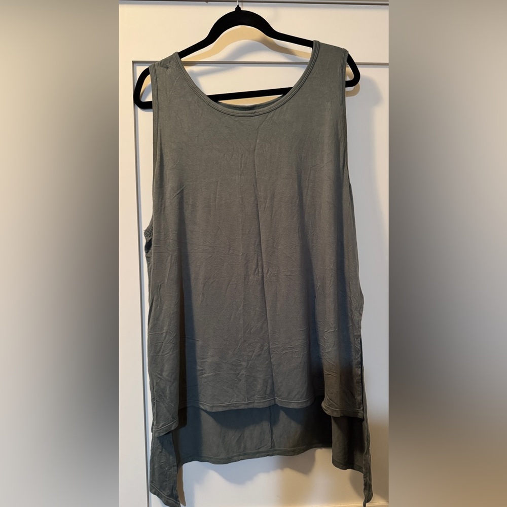 Zyia Active Long Finesse Slit Tank